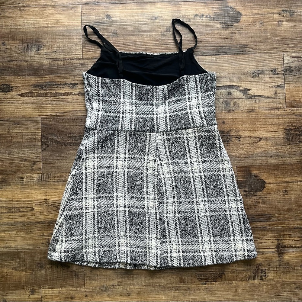 Urban Outfitters White/Grey Plaid Tweed Style Mini Dress Size Medium - Picture 8 of 8